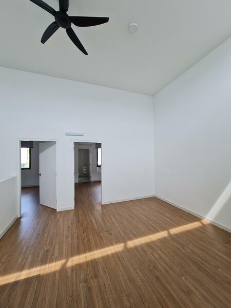 Rumah Teres untuk Dijual di Sunway City Iskandar Puteri (Iskandar Puteri (Nusajaya)) - Vken Chia - Living Room - PropertyGuru.com.my