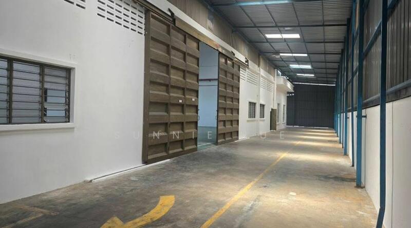 Kilang Terpisah untuk Disewa di Bandar Bukit Puchong (Puchong) - Sunnie Hue - Corridor - PropertyGuru.com.my