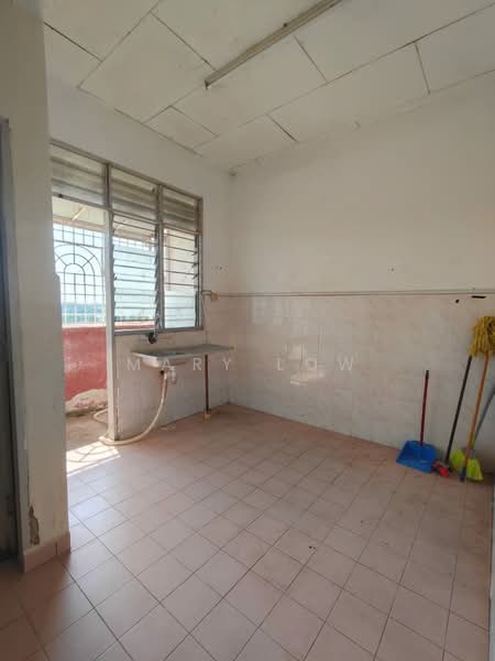 Pangsapuri untuk Dijual di Taman Saujana Puri - Mary Low - Interior - PropertyGuru.com.my