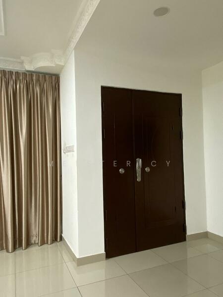 Terraced House for Sale in Aman Putri (Sungai Buloh) - Meister CY - Entrance - PropertyGuru.com.my