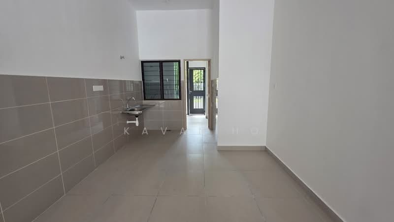 2-storey Terraced House for Sale in Bandar Kinrara (Selangor) - Kavan Ho - Kitchen - PropertyGuru.com.my