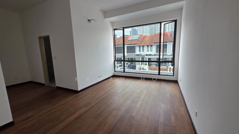 2-storey Terraced House for Sale in Bandar Kinrara (Selangor) - Kavan Ho - Master Bathroom - PropertyGuru.com.my