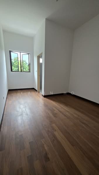 2-storey Terraced House for Sale in Bandar Kinrara (Selangor) - Kavan Ho - Bedroom - PropertyGuru.com.my