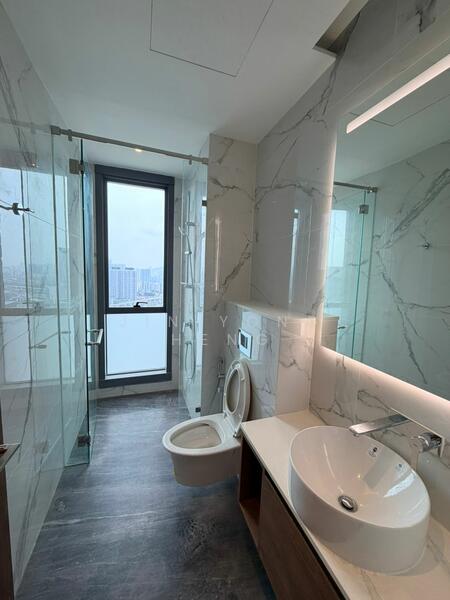Service Residence for Sale at Core Residence @ TRX - Jin Yong Heng - Bathroom - PropertyGuru.com.my
