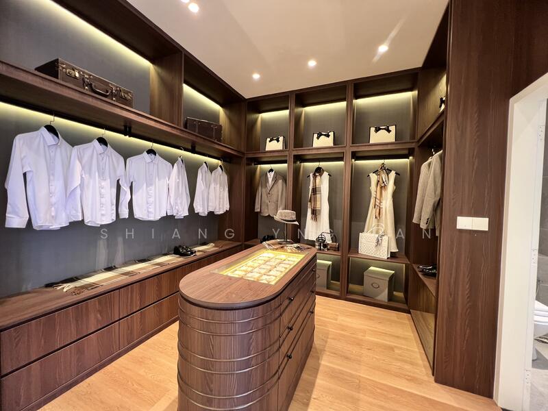 Closet