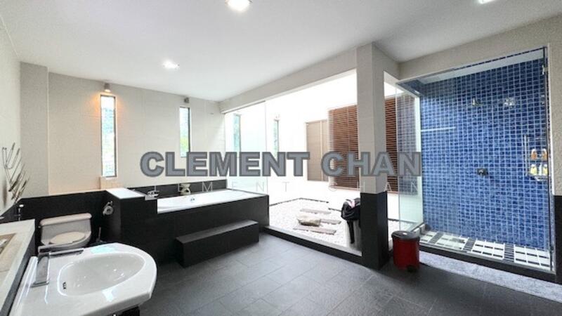 Principal Bedroom Ensuite Bathroom