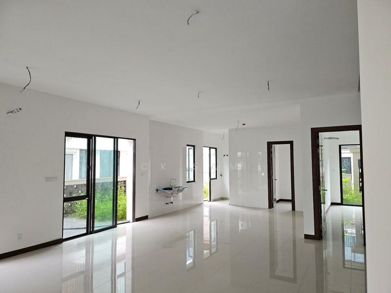 Semi-Detached House for Sale in Rawang (Selangor) - CK Sam - Living Room - PropertyGuru.com.my