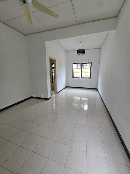 2-storey Terraced House for Sale in Bukit Jelutong (Shah Alam) - Abbie Lim - Interior - PropertyGuru.com.my