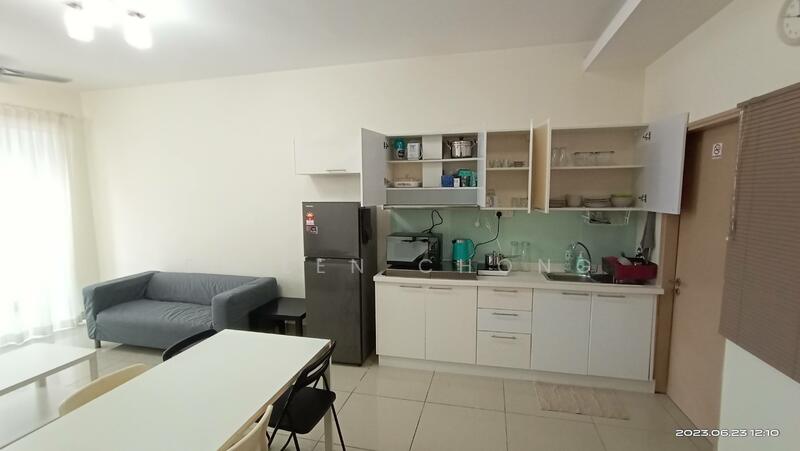 Service Residence for Sale at Oasis Serviced Suites @ Oasis Ara Damansara - Eileen Chong - Kitchen - PropertyGuru.com.my
