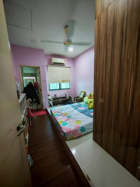 3-storey Terraced House for Sale in Lake Fields (Sungai Besi) - Yoke Leng Sew - Bedroom - PropertyGuru.com.my