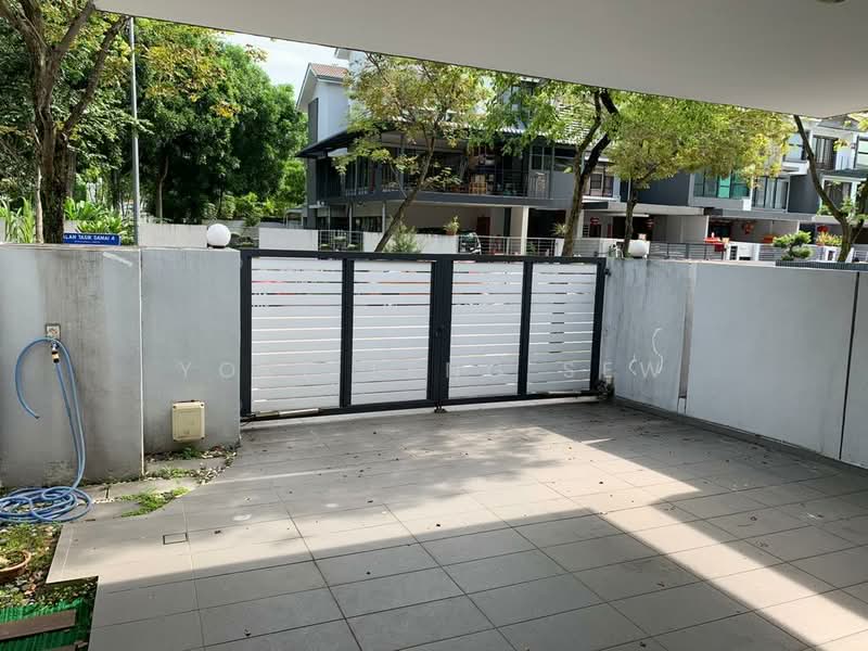 3-storey Terraced House for Sale in Lake Fields (Sungai Besi) - Yoke Leng Sew - Exterior - PropertyGuru.com.my