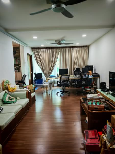 3-storey Terraced House for Sale in Lake Fields (Sungai Besi) - Yoke Leng Sew - Studying Room - PropertyGuru.com.my