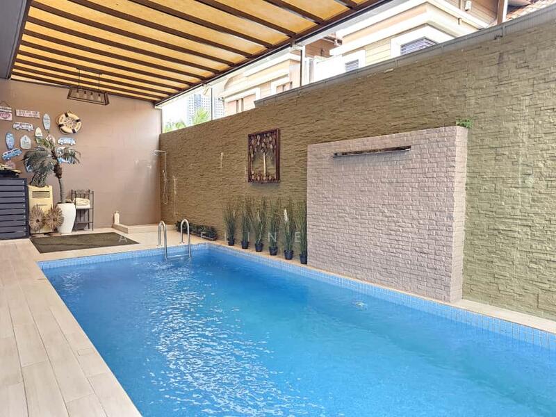Bungalow for Sale in Bandar Kinrara (Selangor) - Angeline LIEW - Pool - PropertyGuru.com.my