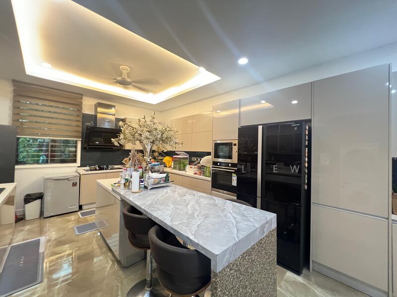 dry kitchen