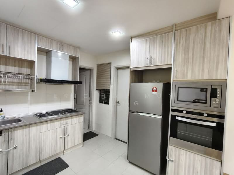 Kondominium untuk Dijual di Atmosfera Kondominium - Eric Lau Mun Chung - Kitchen - PropertyGuru.com.my
