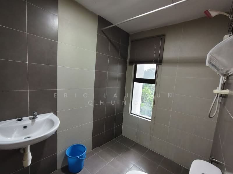 Kondominium untuk Dijual di Atmosfera Kondominium - Eric Lau Mun Chung - Bathroom - PropertyGuru.com.my