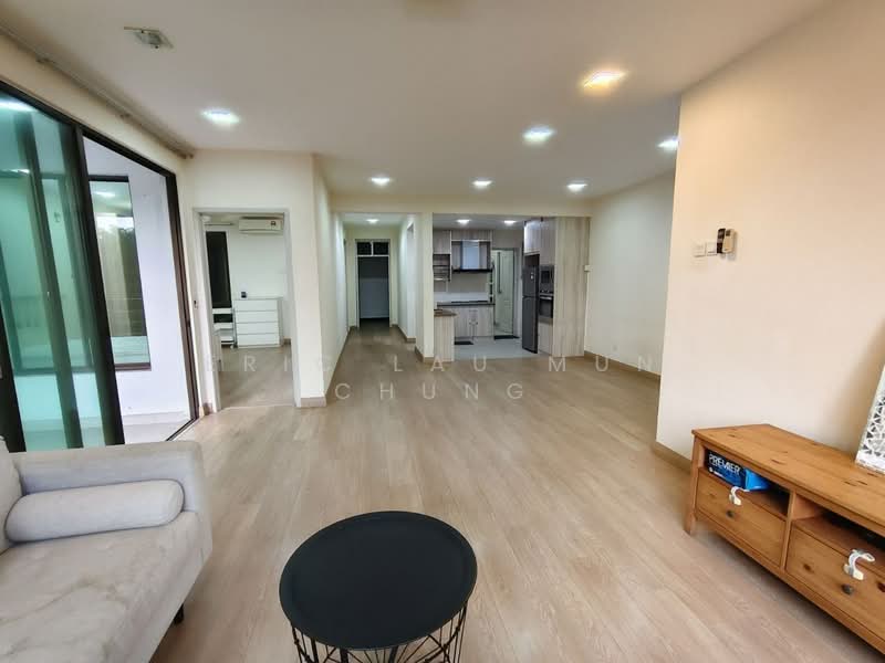 Kondominium untuk Dijual di Atmosfera Kondominium - Eric Lau Mun Chung - Living Room - PropertyGuru.com.my