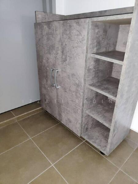 Shoe rack