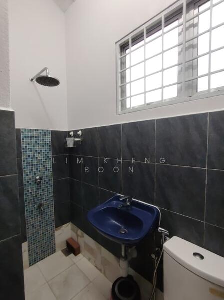 Bathroom 3