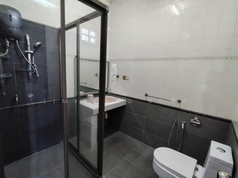 Bathroom 4