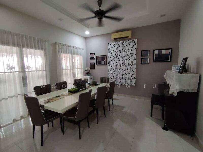 Dining Table Set and Piano
