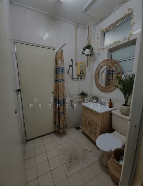 2-storey Terraced House for Sale in Bukit Jelutong (Shah Alam) - G S Cheah Properties - Toilet Area - AI Stagged - PropertyGuru.com.my