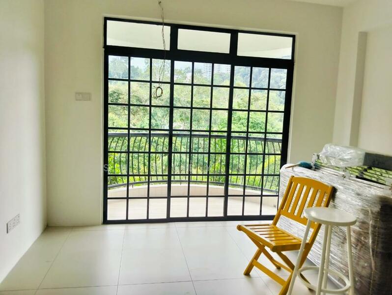 600 sq ft,Balcony