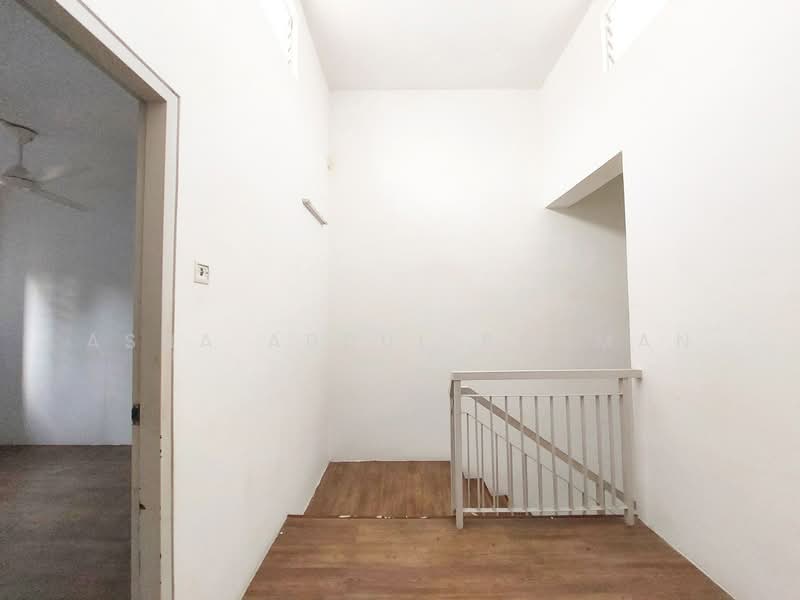 For Rent - Casa Green Cybersouth