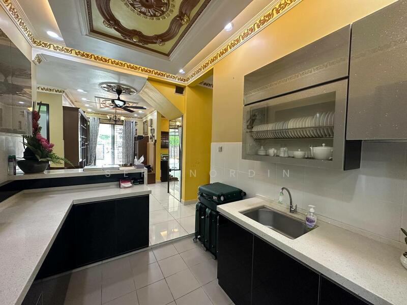 Bungalow for Sale in Puncak Bestari (Puncak Alam) - Seri Nordin - Kitchen - PropertyGuru.com.my