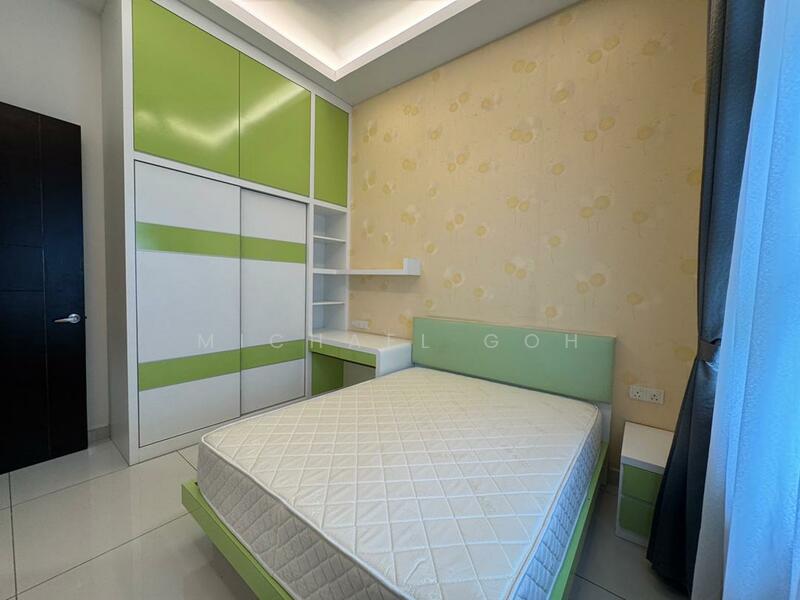 Untuk Disewa - Ametrine @ Seri Austin
