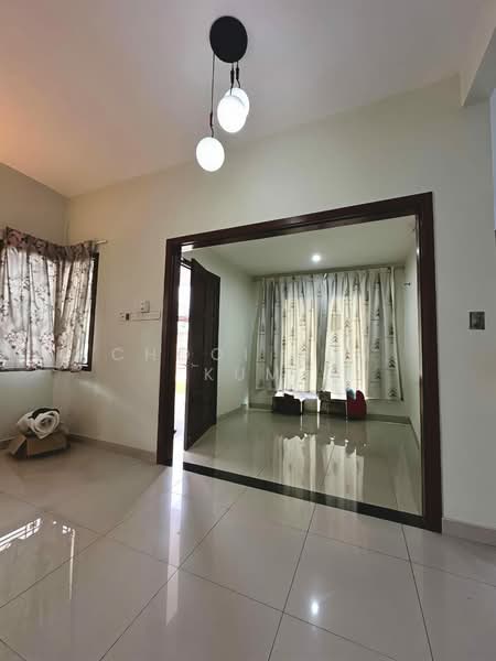 Semi-Detached House for Sale in Seremban 2 (Negeri Sembilan) - Chooi Mun Kum - Foyer - PropertyGuru.com.my