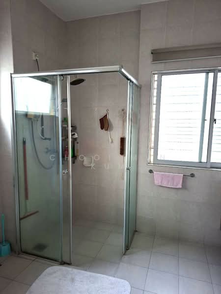 Semi-Detached House for Sale in Seremban 2 (Negeri Sembilan) - Chooi Mun Kum - Bathroom - PropertyGuru.com.my