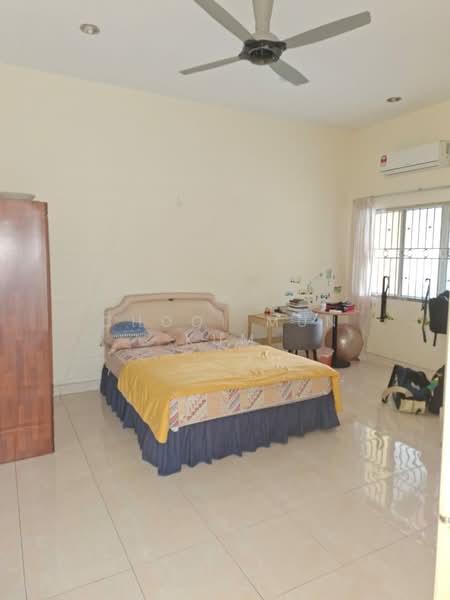 Semi-Detached House for Sale in Seremban 2 (Negeri Sembilan) - Chooi Mun Kum - Bedroom - PropertyGuru.com.my