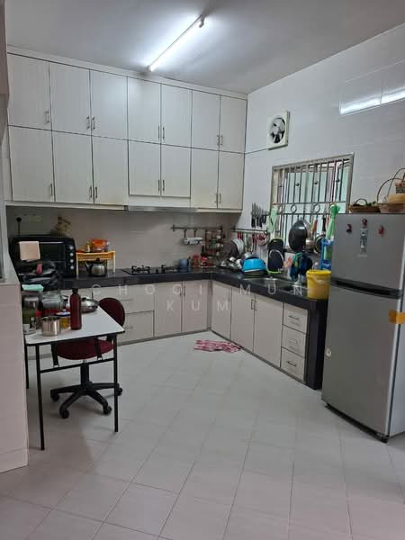 Semi-Detached House for Sale in Seremban 2 (Negeri Sembilan) - Chooi Mun Kum - Kitchen - PropertyGuru.com.my