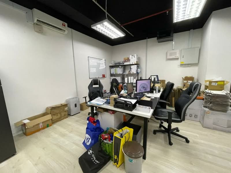 Office for Rent in Kampung Kerinchi (Bangsar South) (Kuala Lumpur) - Clarisse T - Study - PropertyGuru.com.my