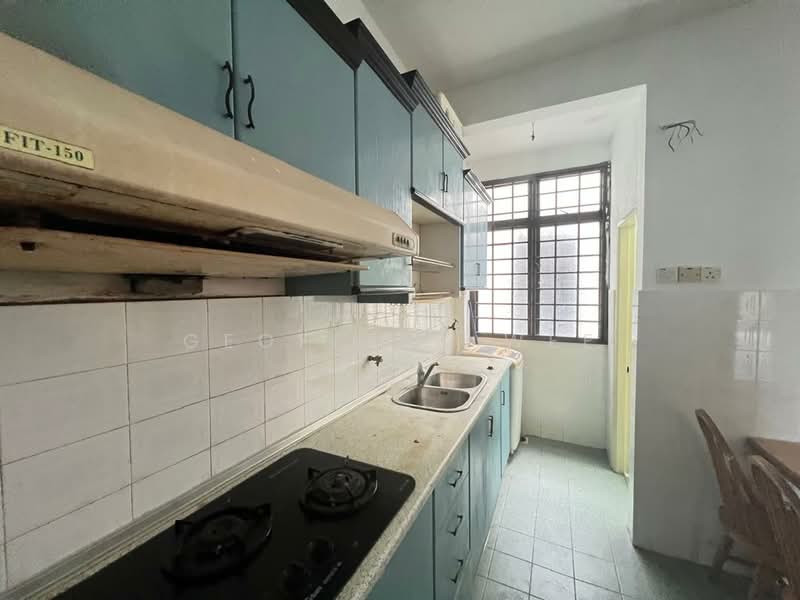 Pangsapuri untuk Dijual di Kenanga (Park View Court) - Geoffery Wee - Kitchen - PropertyGuru.com.my