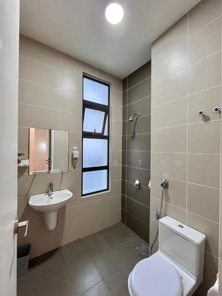 Cluster House for Sale in Iskandar Puteri (Nusajaya) (Johor) - Jessica Tiew - Bathroom - PropertyGuru.com.my