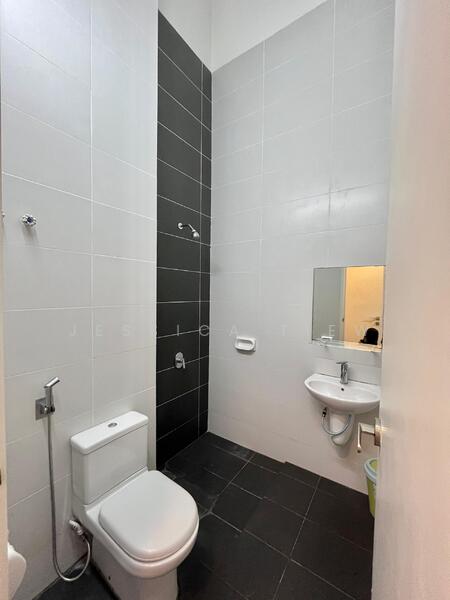 Cluster House for Sale in Iskandar Puteri (Nusajaya) (Johor) - Jessica Tiew - Bathroom - PropertyGuru.com.my