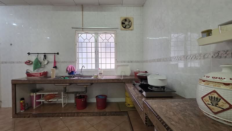 2-storey Terraced House for Sale in Kota Kemuning (Shah Alam) - J J - PropertyGuru.com.my