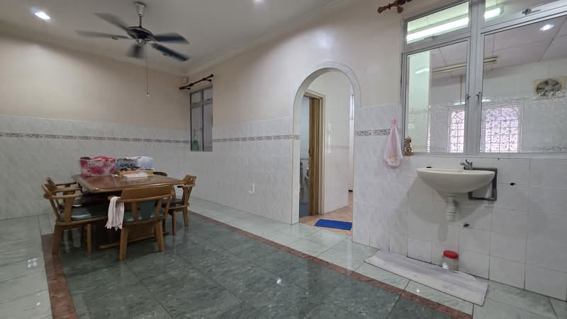 2-storey Terraced House for Sale in Kota Kemuning (Shah Alam) - J J - PropertyGuru.com.my