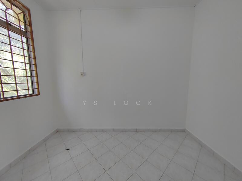 Tanah Kediaman untuk Disewa di Taman Seremban Jaya (Rantau) - YS Lock - Interior - PropertyGuru.com.my