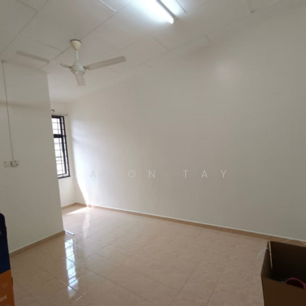 2-storey Terraced House for Sale in Taman Muzaffar Heights (Bukit Katil) - Jason Tay - Bedroom - PropertyGuru.com.my