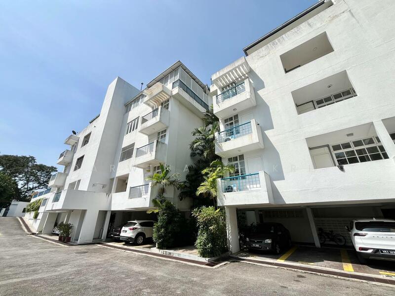 Untuk Dijual - Enau Court