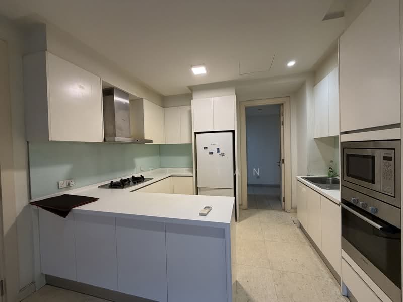 Condominium for Sale at 6 CapSquare - Jeff Tan - Kitchen - PropertyGuru.com.my