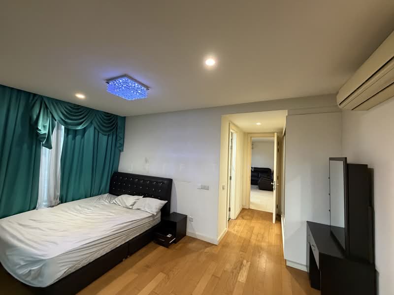 Condominium for Sale at 6 CapSquare - Jeff Tan - Bedroom - PropertyGuru.com.my