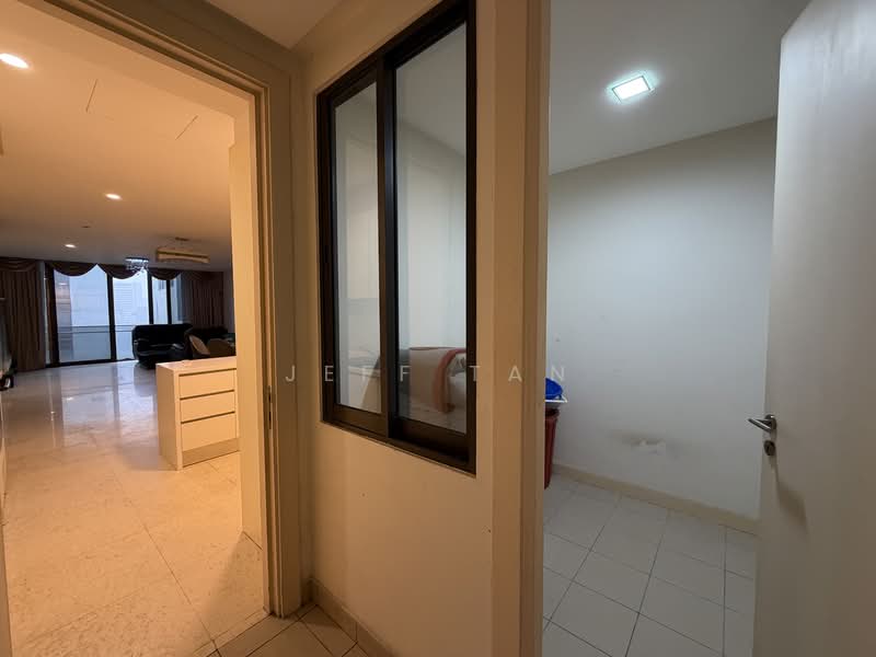 Condominium for Sale at 6 CapSquare - Jeff Tan - Living Room - PropertyGuru.com.my