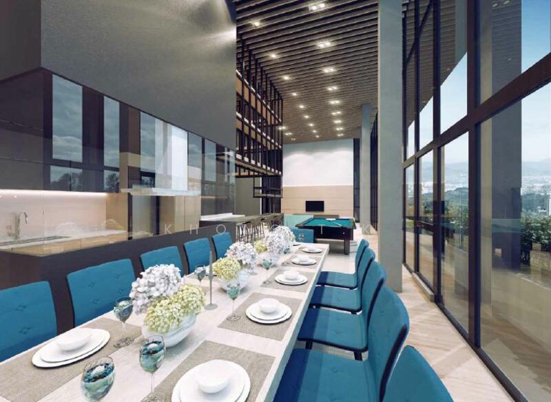 Sky Dining Lounge
