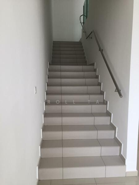 Terraced House for Sale in Bandar Sri Sendayan (Negeri Sembilan) - Caroll Tai - Corridor - PropertyGuru.com.my