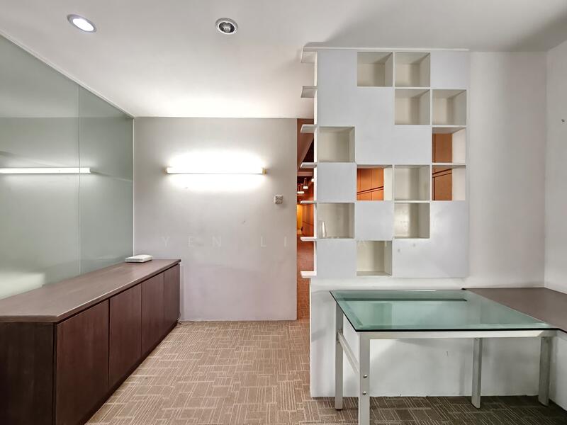 Office for Sale in KL City Centre (Kuala Lumpur) - Janie Wai - Corridor - PropertyGuru.com.my