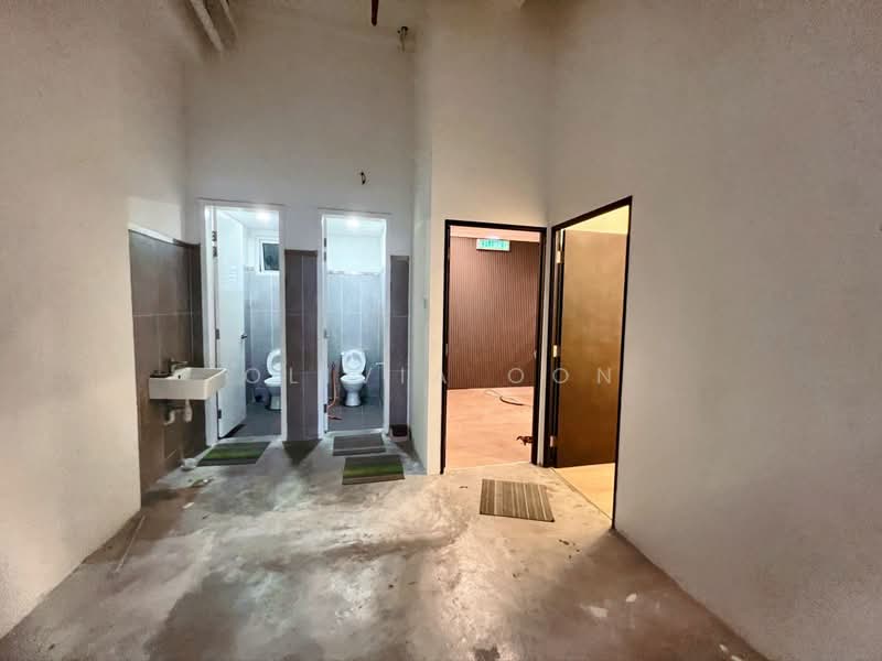 Kedai untuk Dijual di Sentul Pasar (Sentul) - Olivia Oon - Bathroom - PropertyGuru.com.my